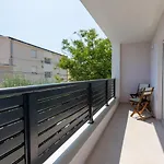 Teodora * Kaštela