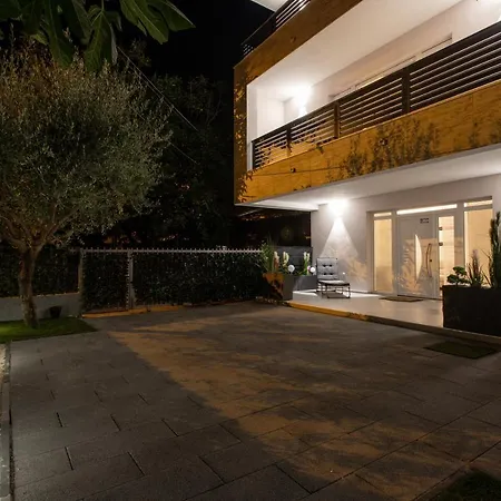 Teodora Apartment