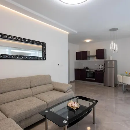Teodora Apartment